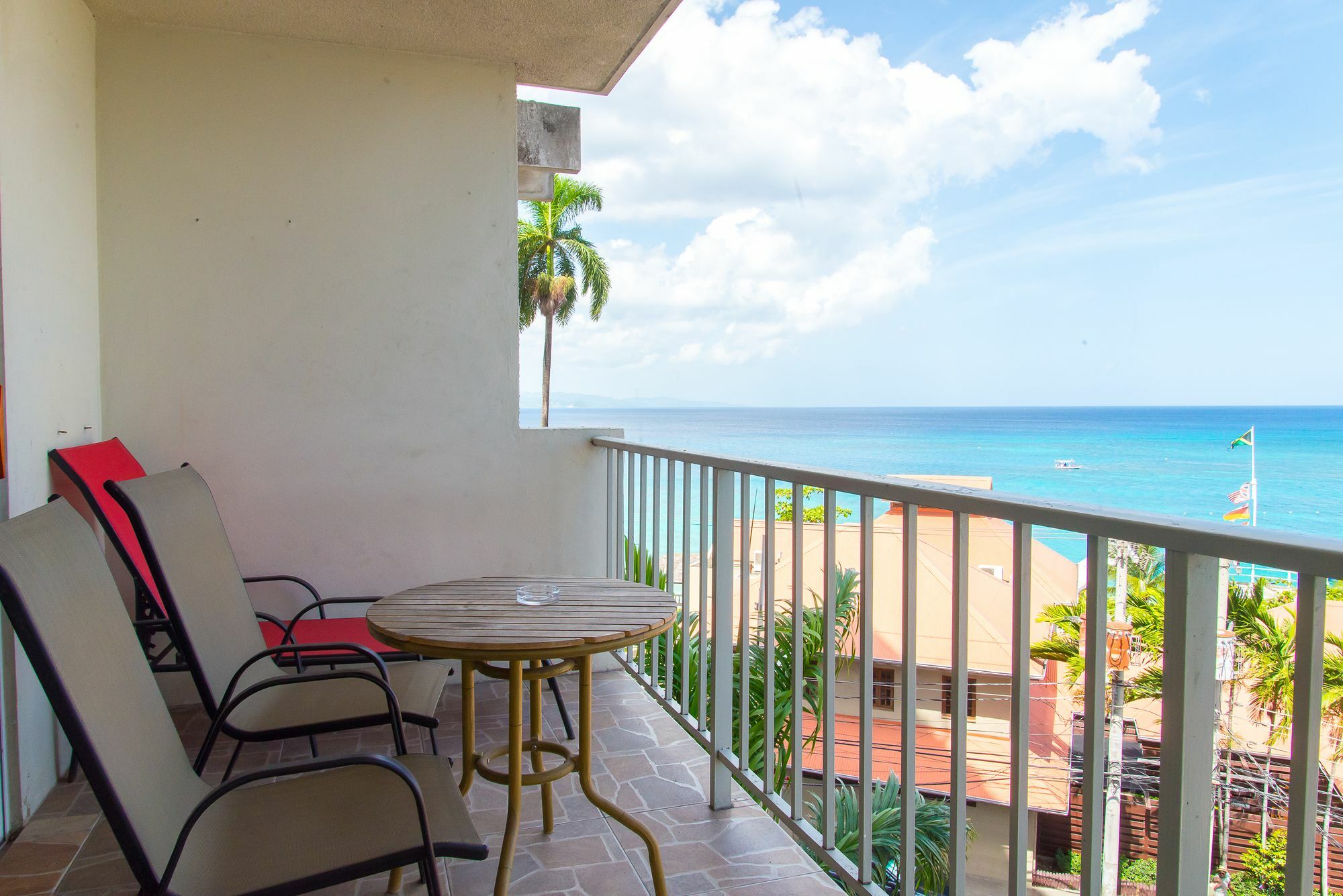 Montego Bay Club Apartments Exterior foto
