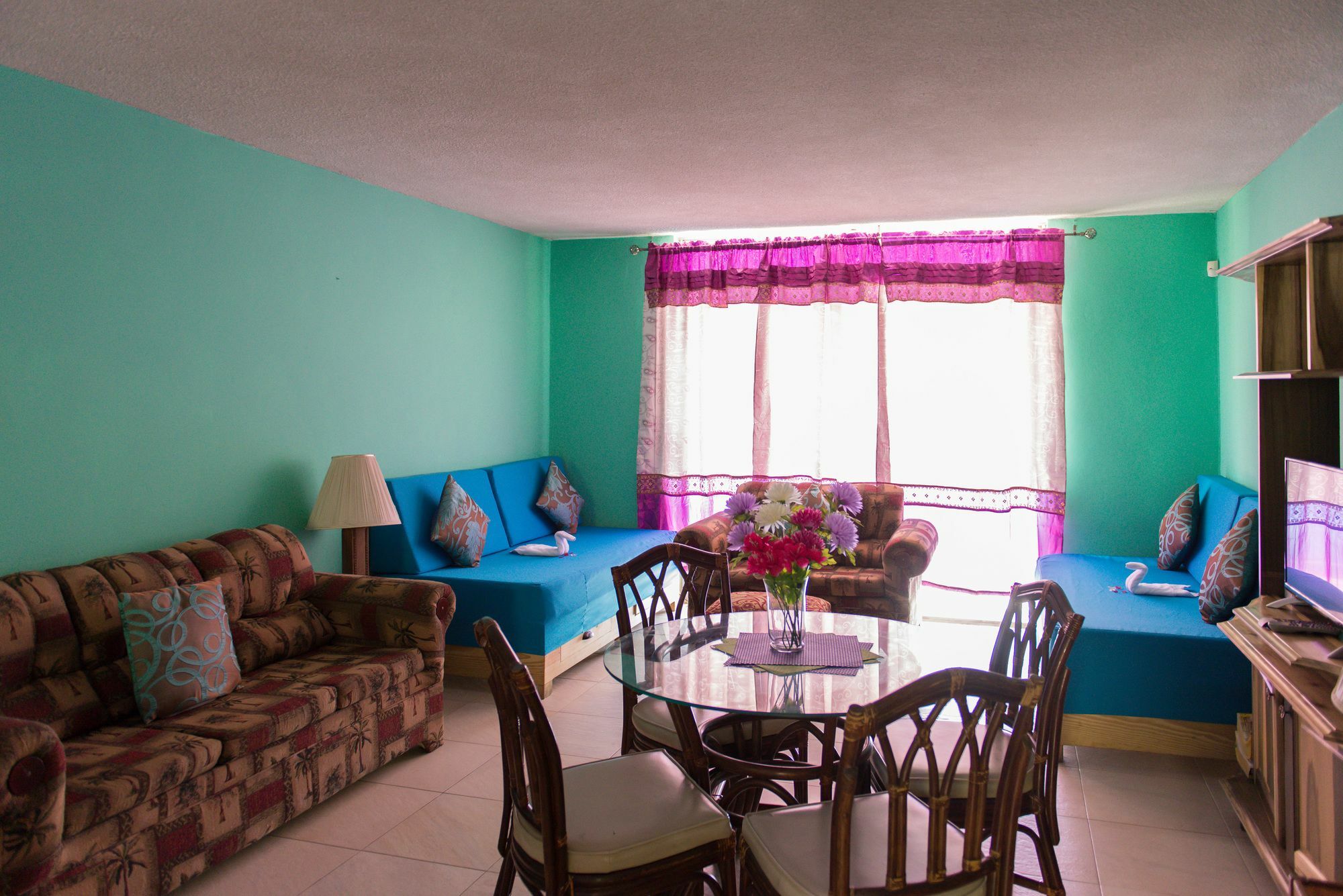 Montego Bay Club Apartments Exterior foto